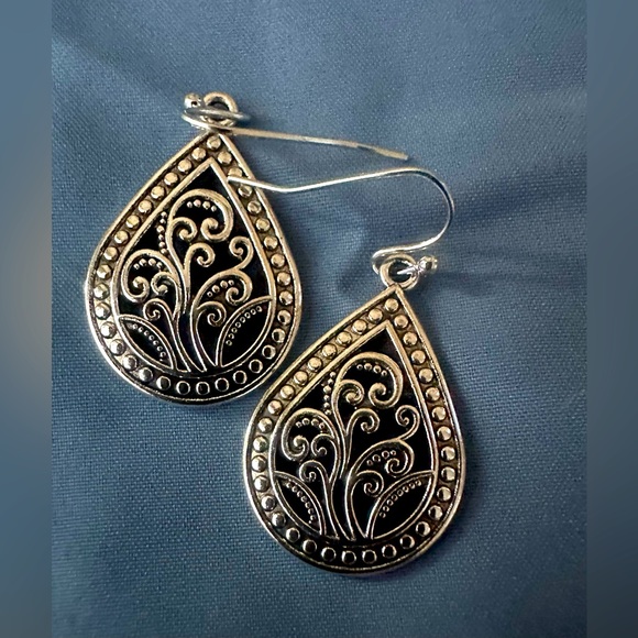 Vintage -Uniquely Carved Silver Dangle Earrings - Picture 2 of 3